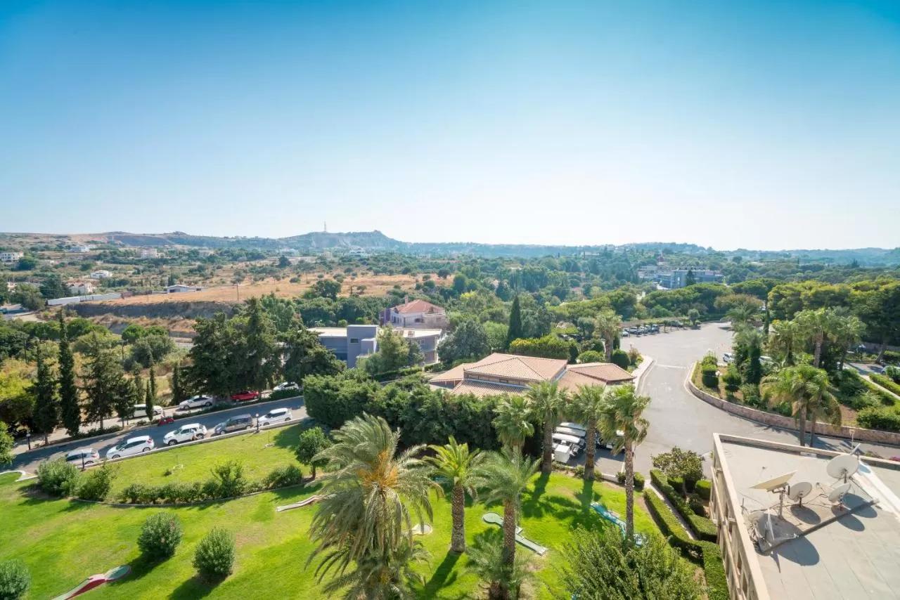 Helea Lifestyle Beach Resort Kallithéa エクステリア 写真 View of the campus
