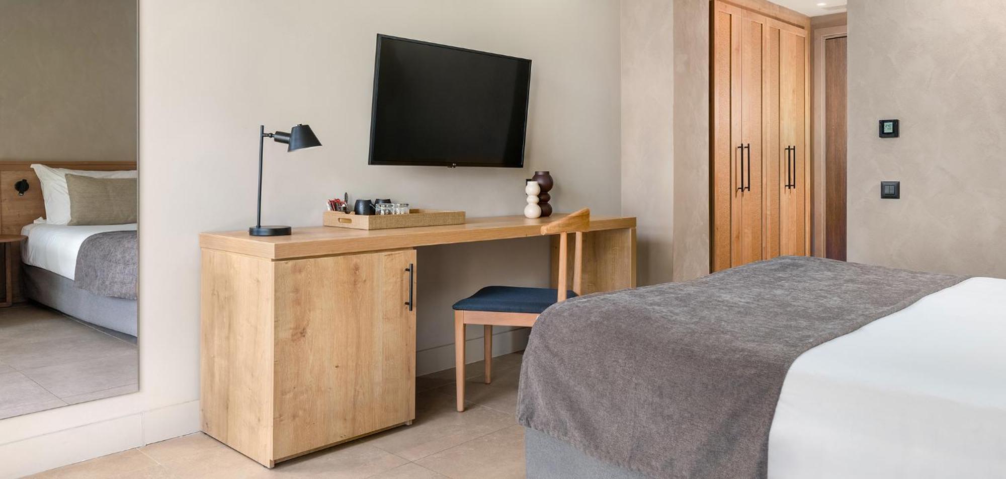 Helea Lifestyle Beach Resort Kallithéa エクステリア 写真 A room at the hotel